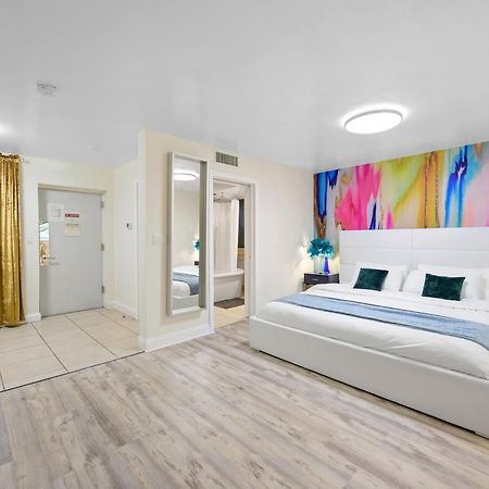 Ocean Drive Apartments With Rooftop Pool, South Beach, Miami マイアミビーチ エクステリア 写真