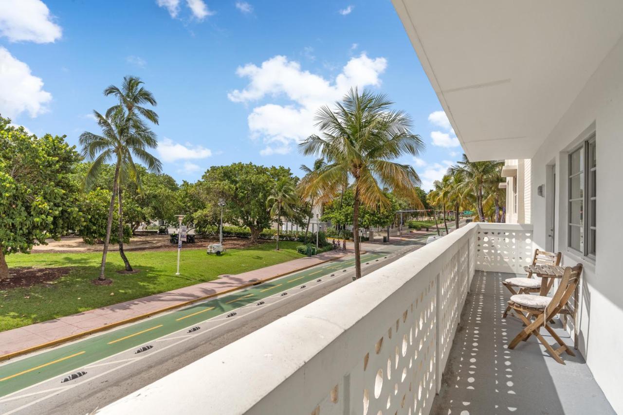 Ocean Drive Apartments With Rooftop Pool, South Beach, Miami マイアミビーチ エクステリア 写真