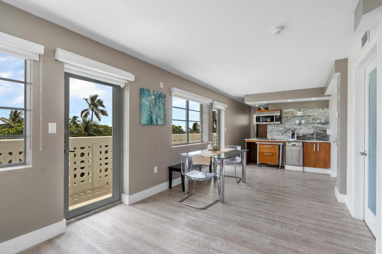 Ocean Drive Apartments With Rooftop Pool, South Beach, Miami マイアミビーチ エクステリア 写真