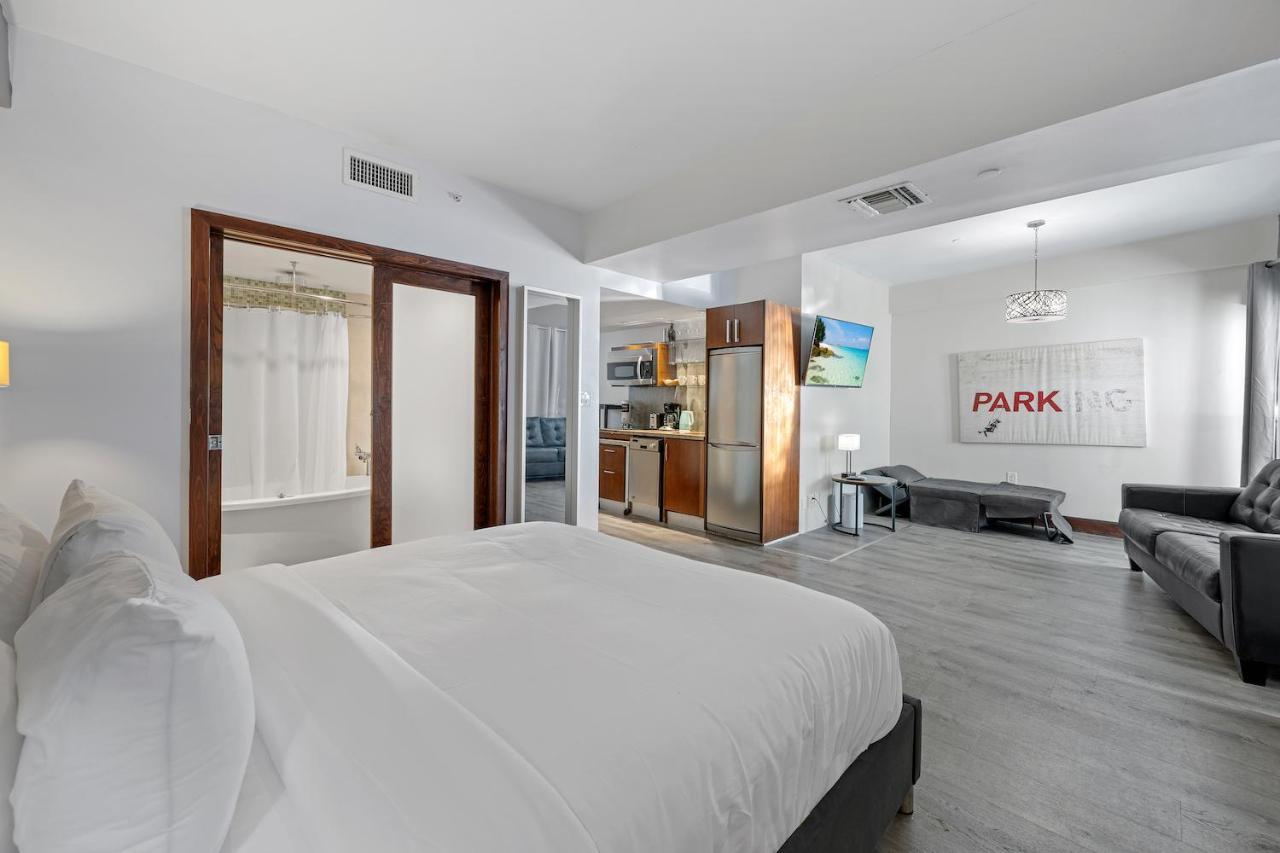 Ocean Drive Apartments With Rooftop Pool, South Beach, Miami マイアミビーチ エクステリア 写真