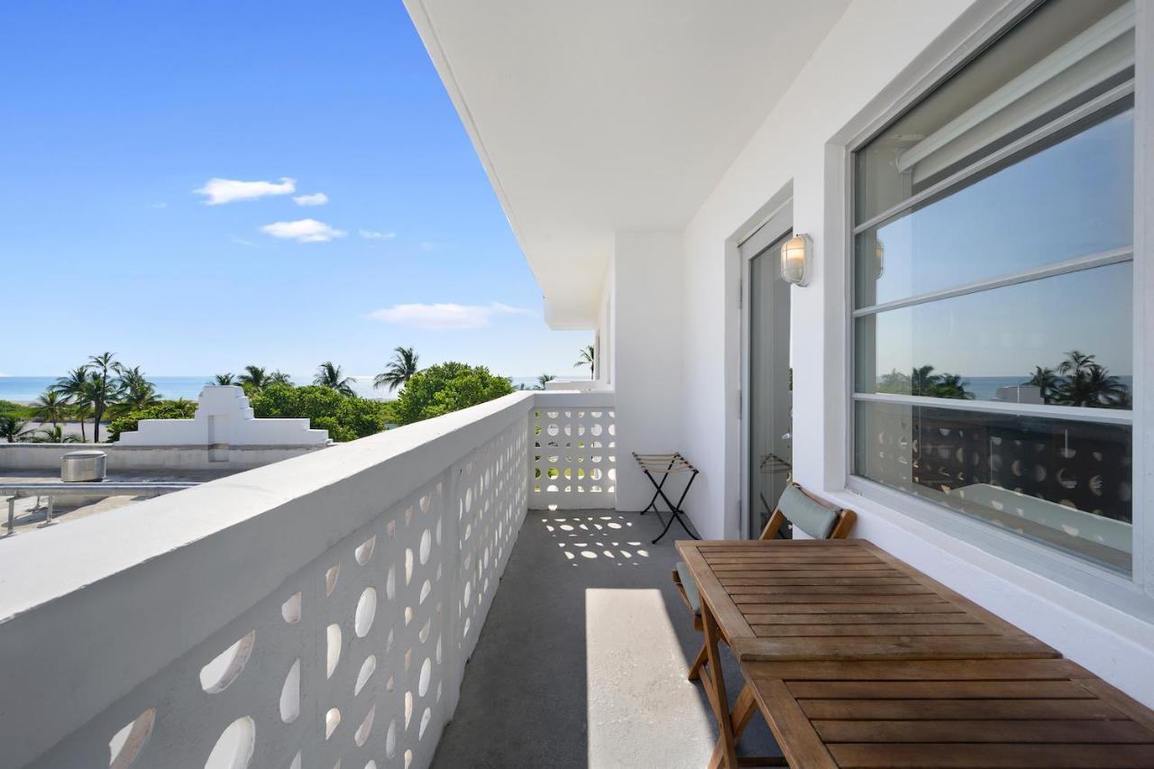 Ocean Drive Apartments With Rooftop Pool, South Beach, Miami マイアミビーチ エクステリア 写真
