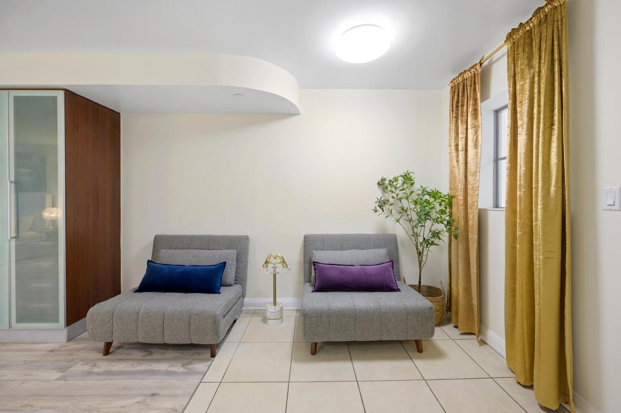 Ocean Drive Apartments With Rooftop Pool, South Beach, Miami マイアミビーチ エクステリア 写真