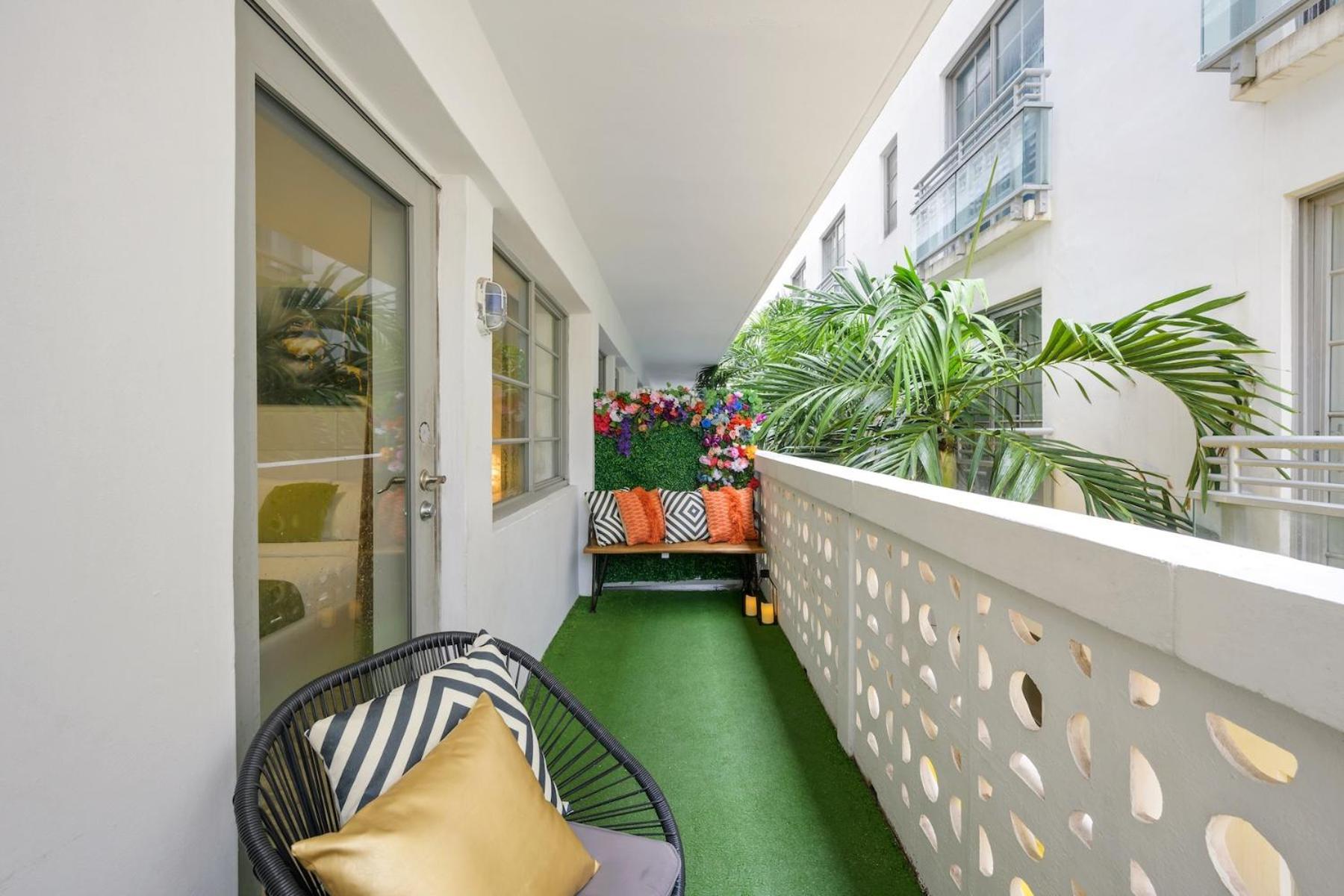 Ocean Drive Apartments With Rooftop Pool, South Beach, Miami マイアミビーチ エクステリア 写真