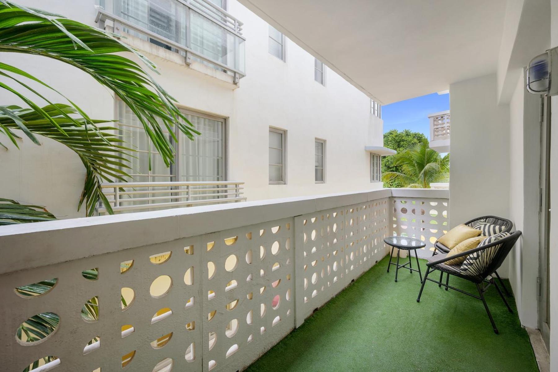 Ocean Drive Apartments With Rooftop Pool, South Beach, Miami マイアミビーチ エクステリア 写真