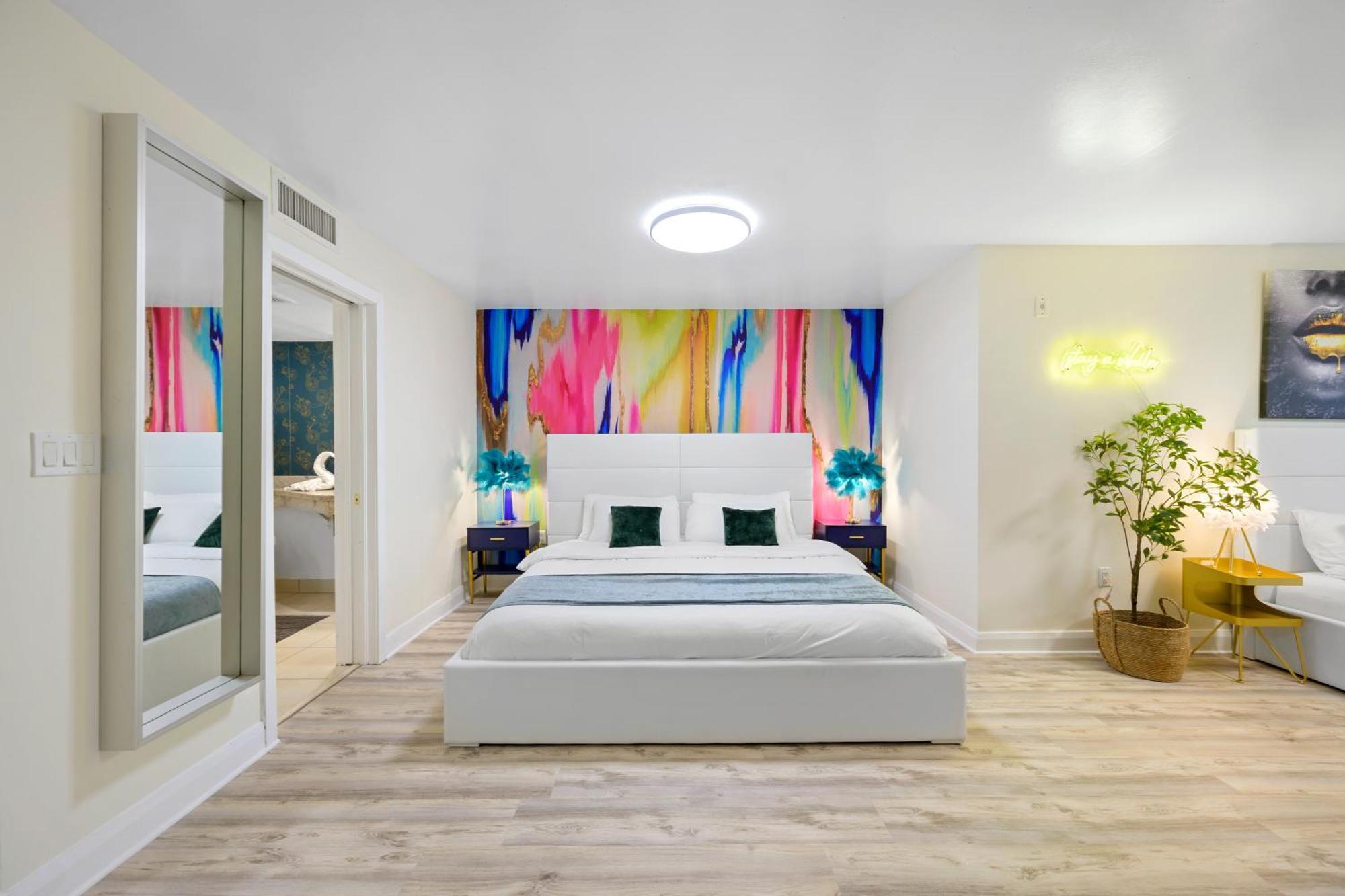 Ocean Drive Apartments With Rooftop Pool, South Beach, Miami マイアミビーチ エクステリア 写真